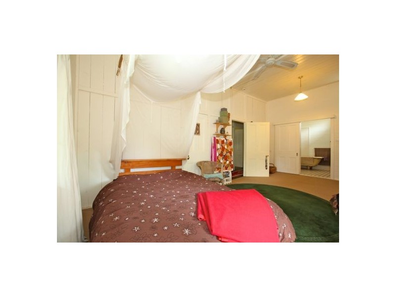 10 Oak Street, Bellingen NSW 2454