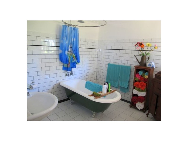 15 Gordon Road Raleigh, Bellingen NSW 2454