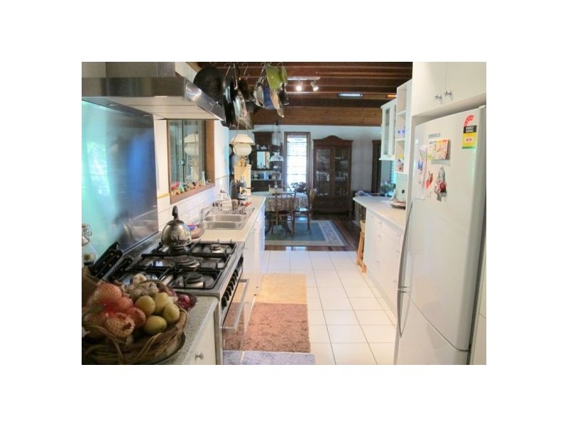 15 Gordon Road Raleigh, Bellingen NSW 2454