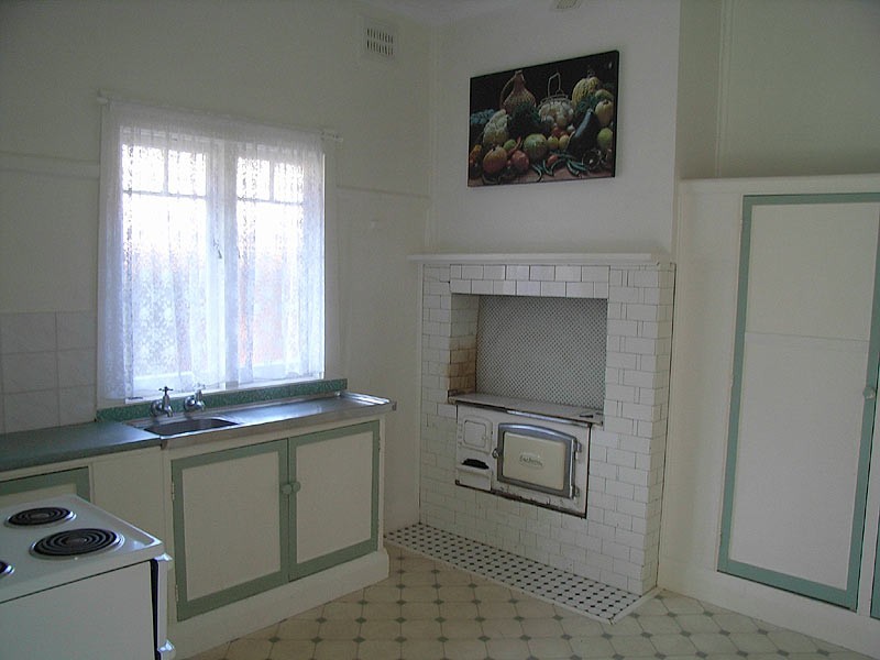 18 FORD, Bellingen NSW 2454