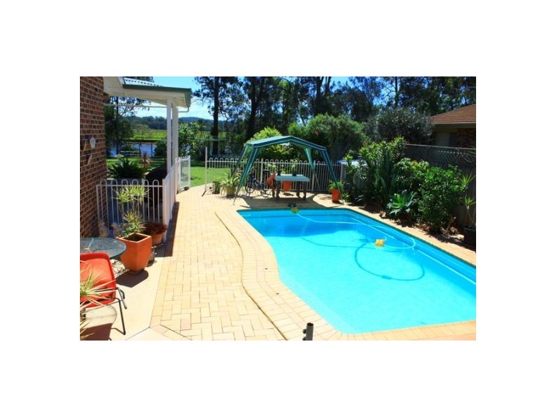 11 Burrawong Parade, Urunga NSW 2455
