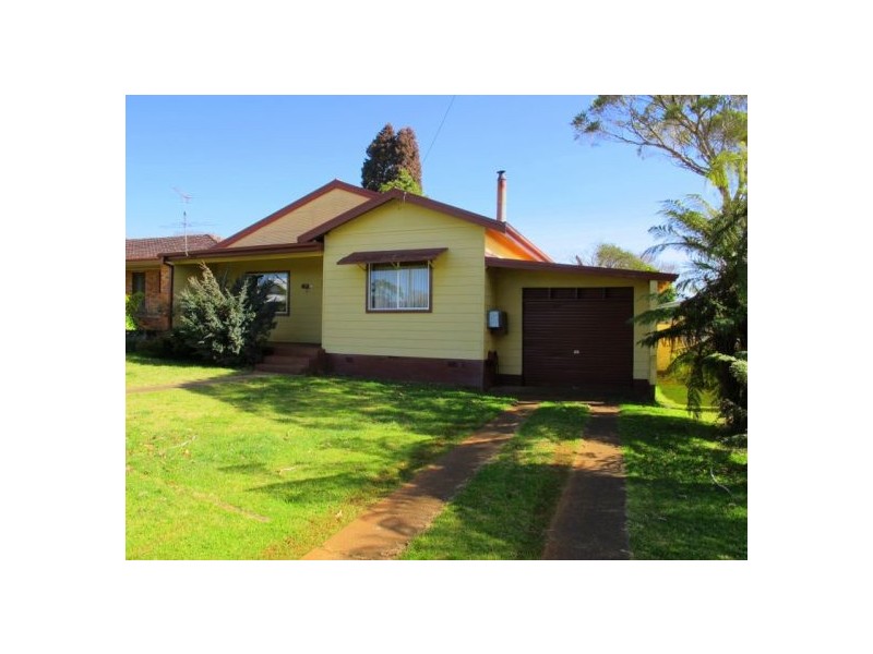 19 Kurrajong Street, Dorrigo NSW 2453