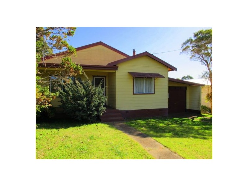 19 Kurrajong Street, Dorrigo NSW 2453