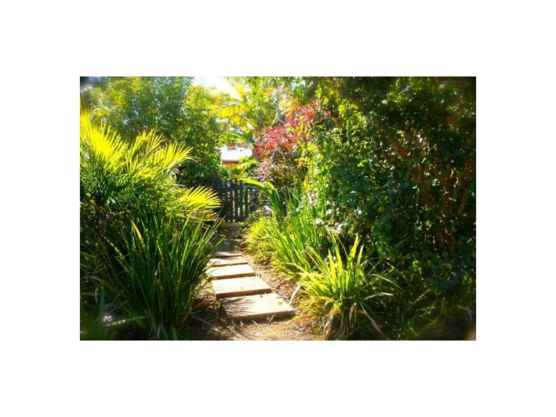 2 Woodbury Lane, Bellingen NSW 2454