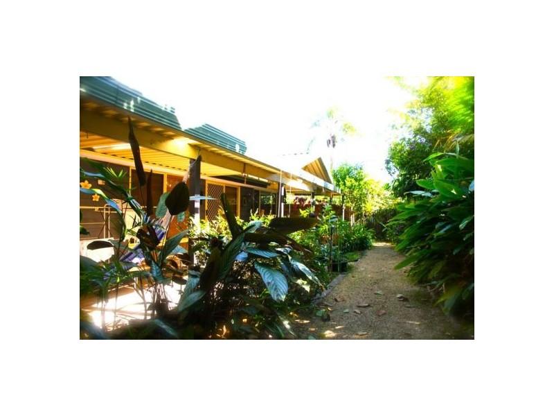 2 Woodbury Lane, Bellingen NSW 2454