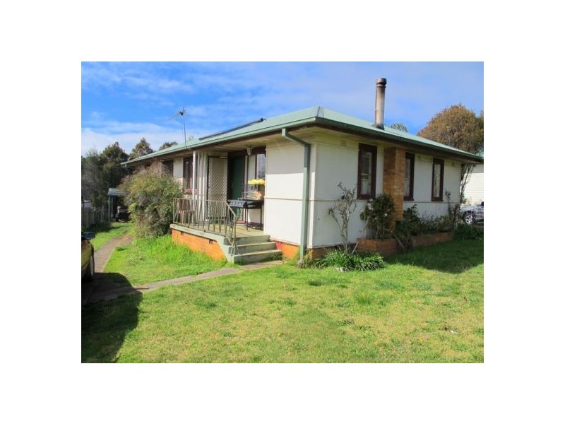 54 Kurrajong Street, Dorrigo NSW 2453