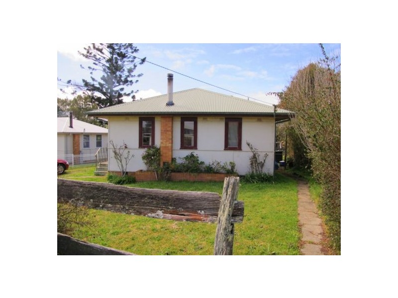 54 Kurrajong Street, Dorrigo NSW 2453