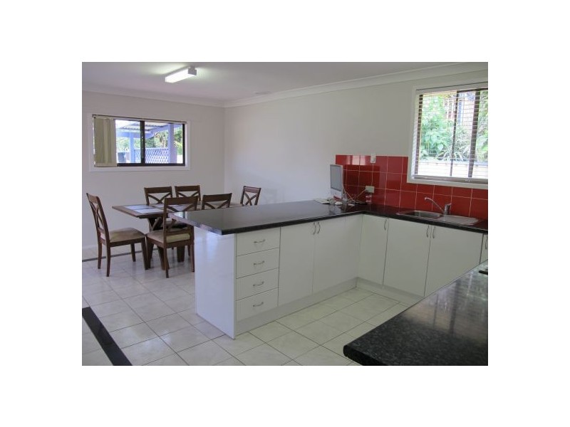 4 Honeysuckle Pl, Mylestom NSW 2454