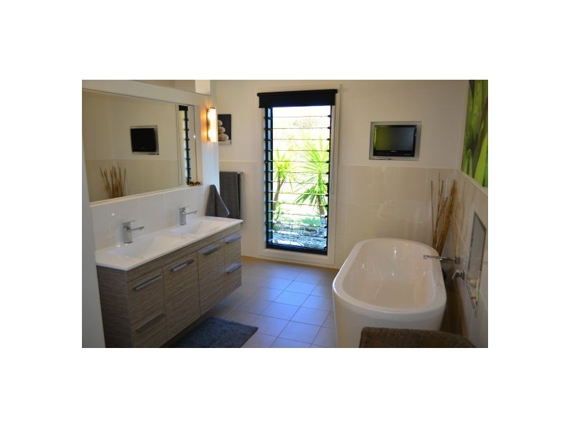 29 Lake Court, Urunga NSW 2455