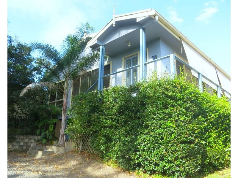 4 Hyde Street, Fernmount NSW 2454