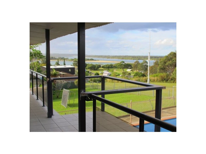 16 Morgo Street, Urunga NSW 2455