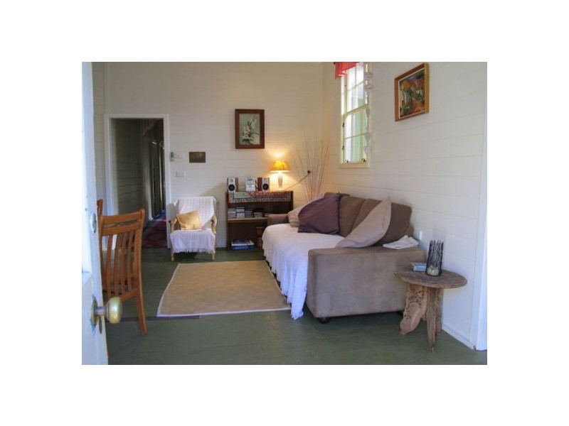 10 Oak Street, Bellingen NSW 2454