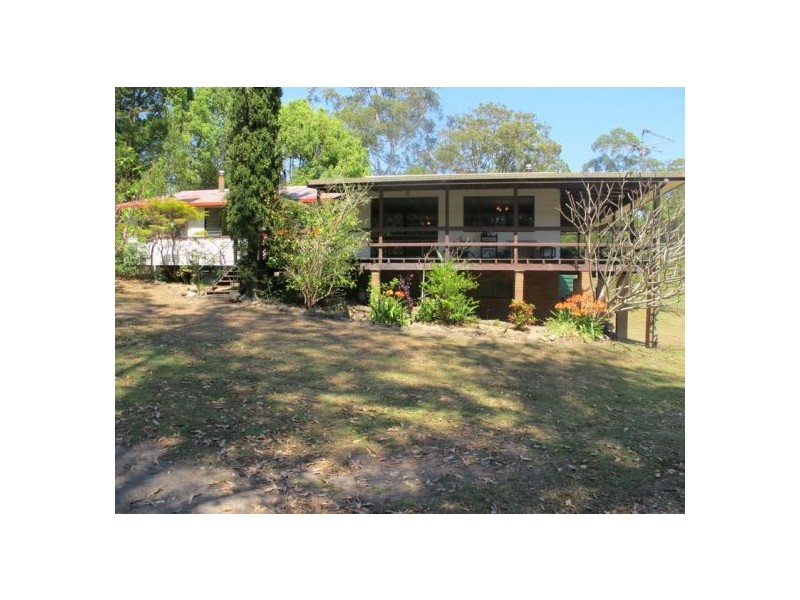 1 Crossmaglen Road, Bonville NSW 2441