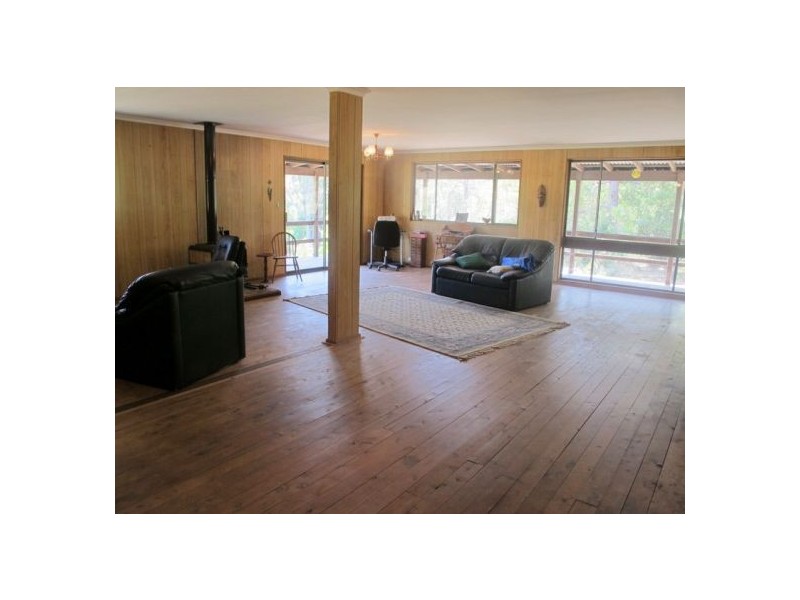 1 Crossmaglen Road, Bonville NSW 2441