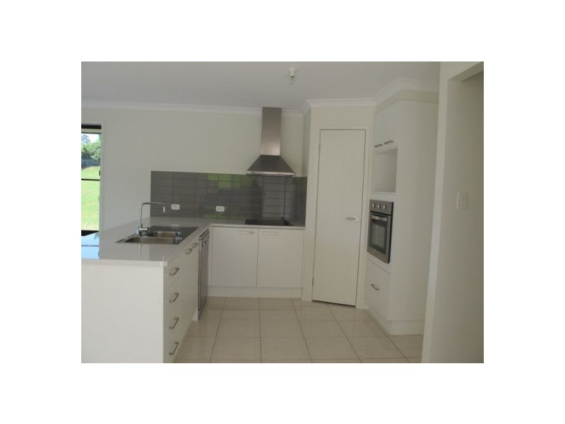 5a Red Gum Crescent, Bellingen NSW 2454