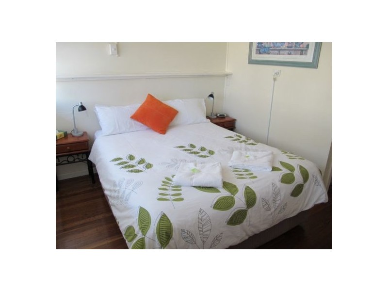 6 Ferry St, Urunga NSW 2455