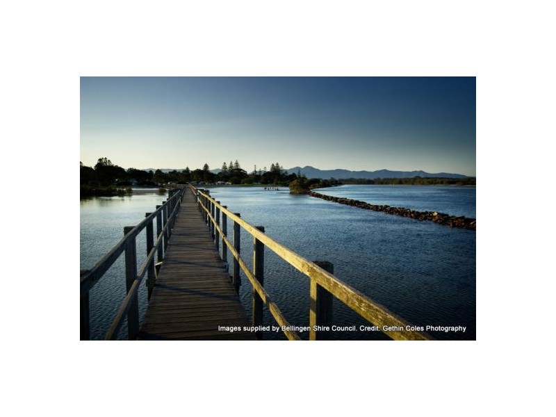6 Ferry St, Urunga NSW 2455