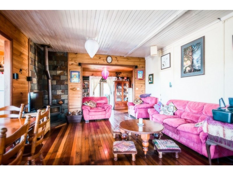 19 McNally St, Bellingen NSW 2454