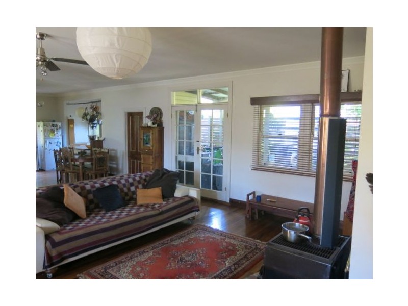 2 Tamarind Drive, Bellingen NSW 2454