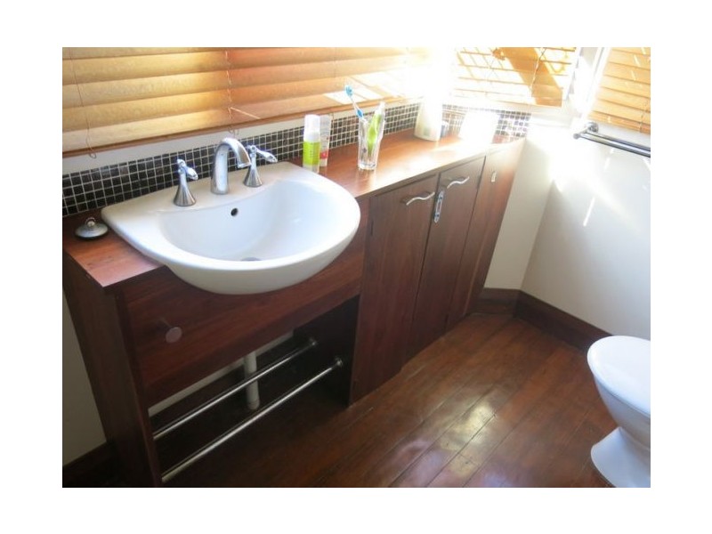 2 Tamarind Drive, Bellingen NSW 2454