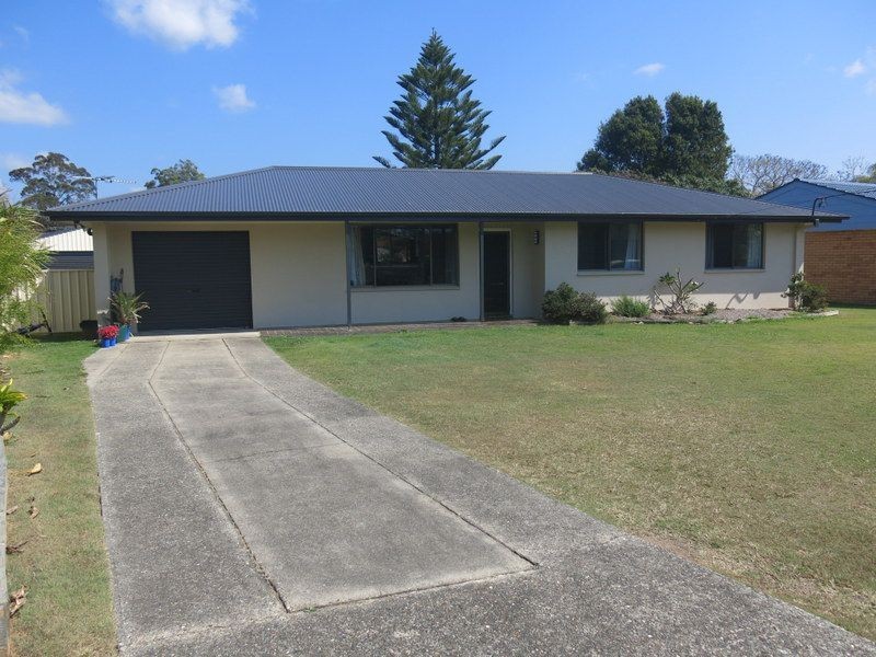 3 Island Place, Urunga NSW 2455