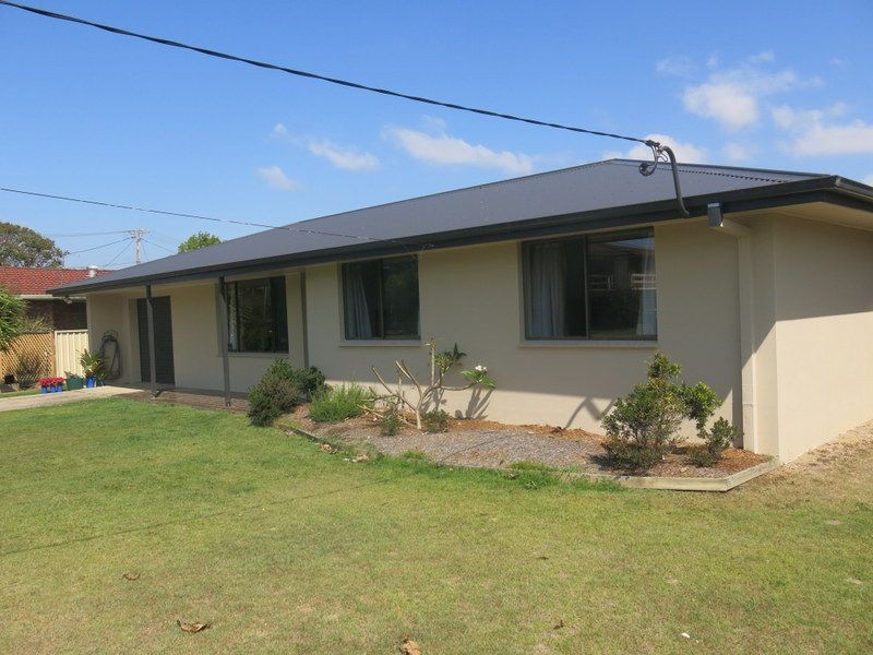 3 Island Place, Urunga NSW 2455