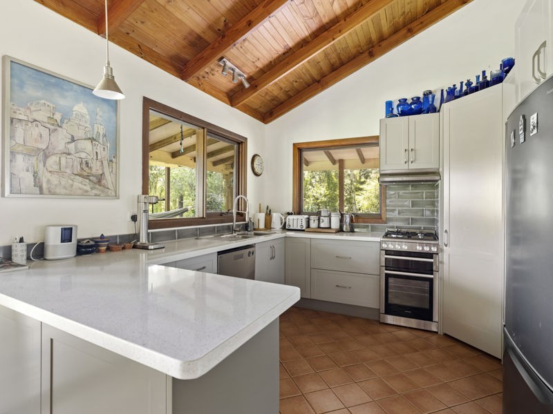 16 John Locke Place, Gleniffer NSW 2454