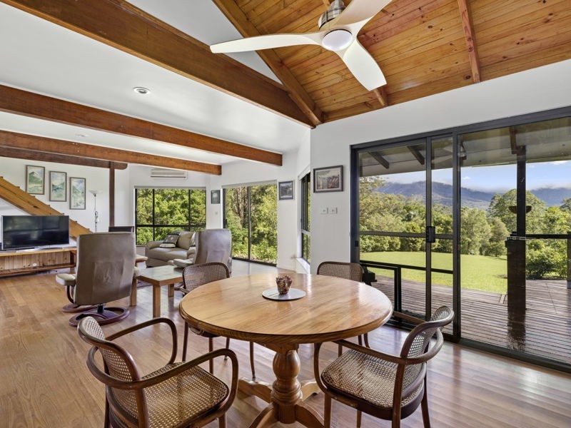 16 John Locke Place, Gleniffer NSW 2454