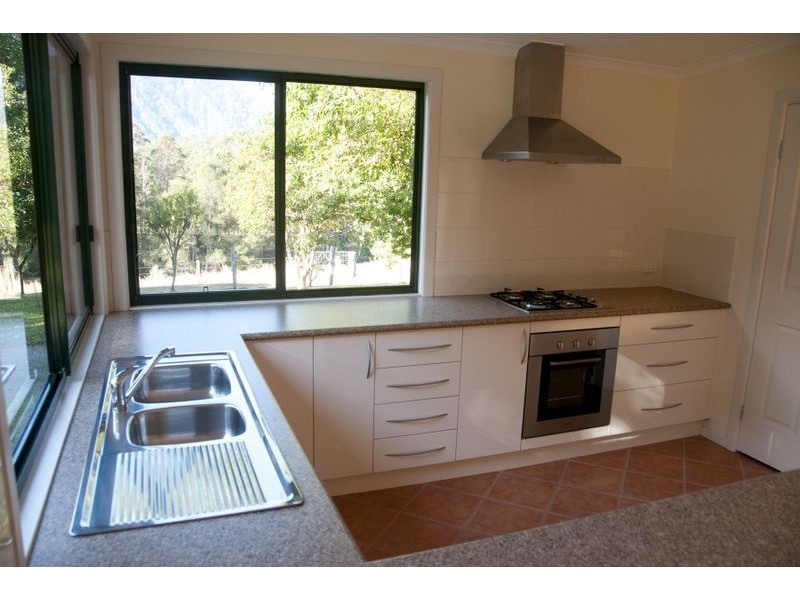 930 Promised Land Road, Gleniffer NSW 2454