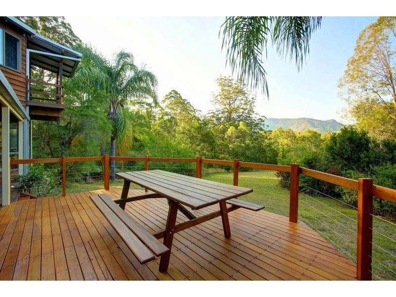 16 John Locke Place, Gleniffer NSW 2454