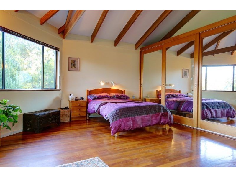 16 John Locke Place, Gleniffer NSW 2454