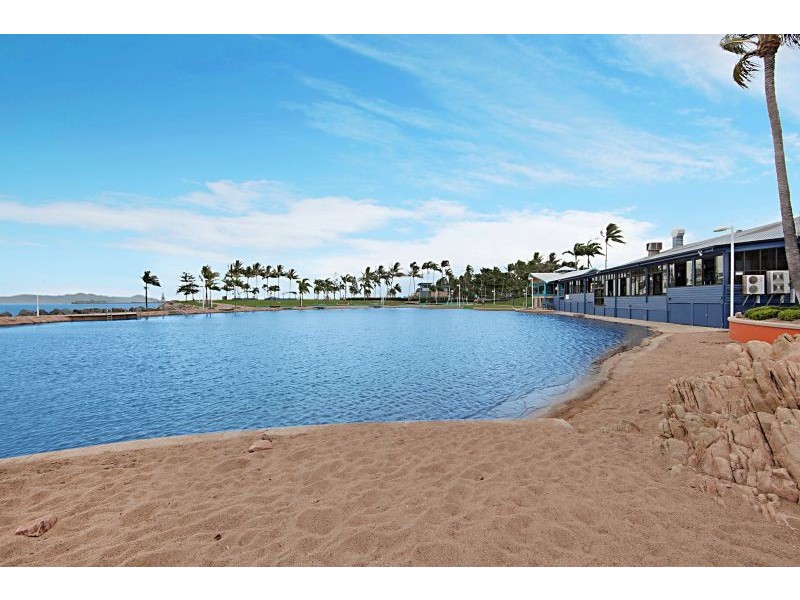 77 Cook Street, North Ward QLD 4810