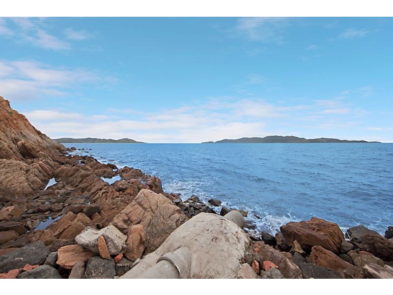 77 Cook Street, North Ward QLD 4810