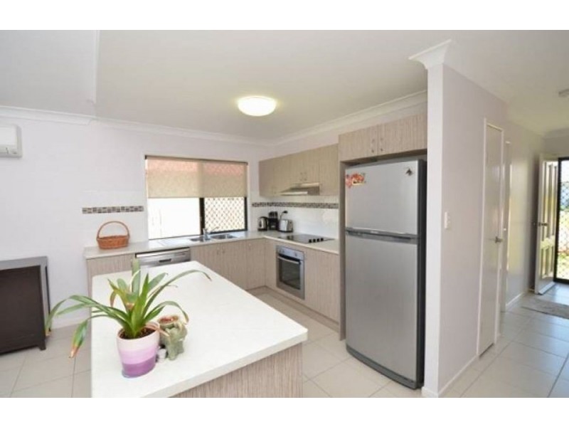 11 Summergold Street, Mount Low QLD 4818