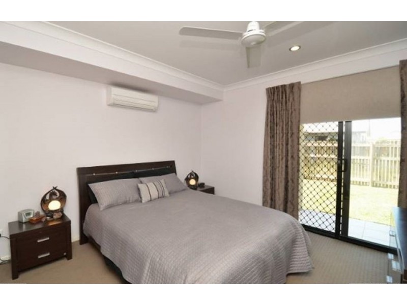 11 Summergold Street, Mount Low QLD 4818