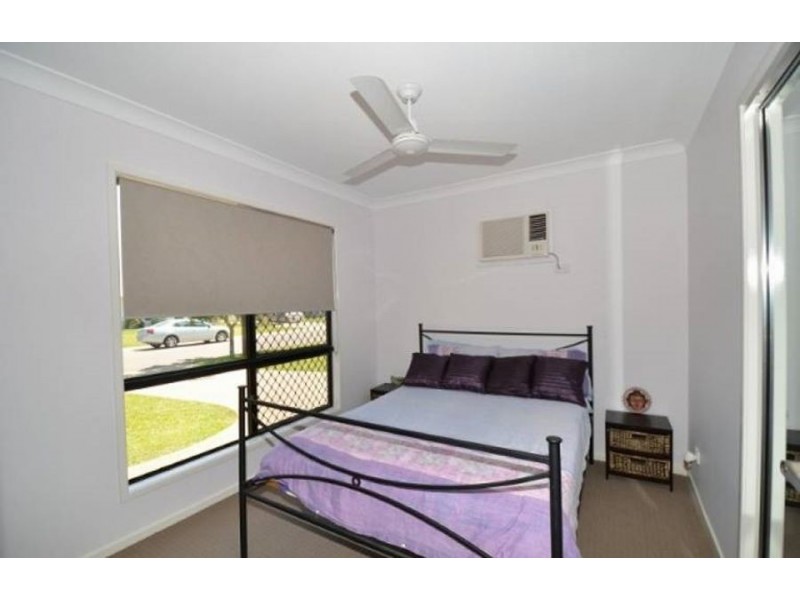 11 Summergold Street, Mount Low QLD 4818