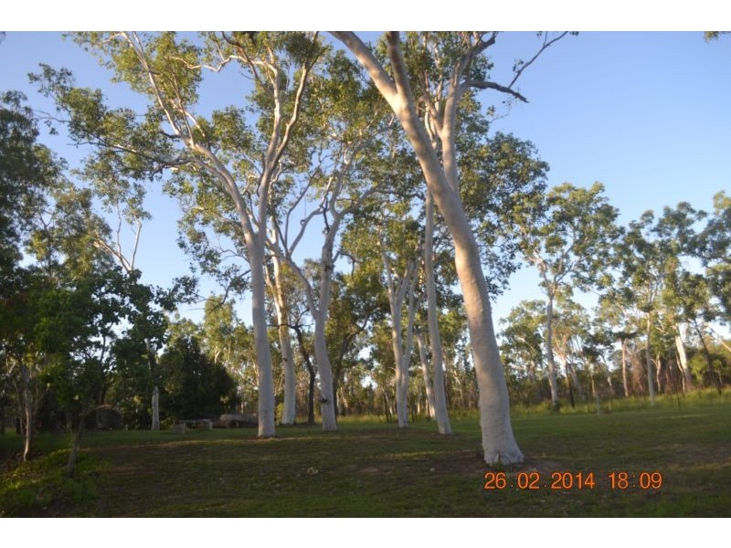 295 Ocean Parade, Balgal Beach QLD 4816