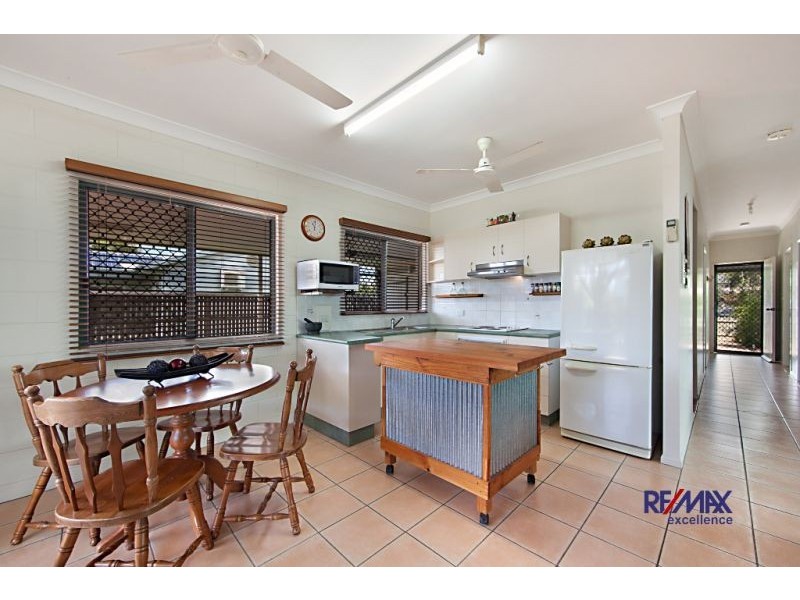 78 Ireland Street, Oonoonba QLD 4811