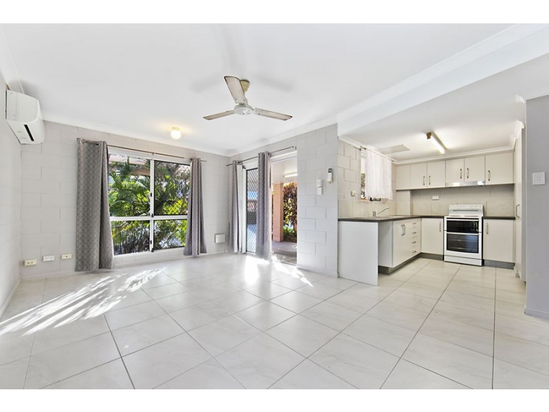 11/22 Marks Street, Hermit Park QLD 4812