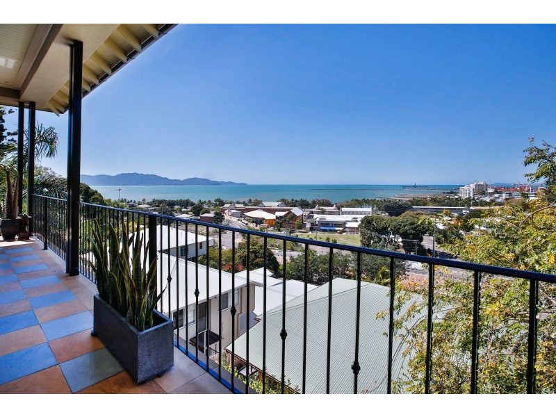 189 Denham Street, North Ward QLD 4810