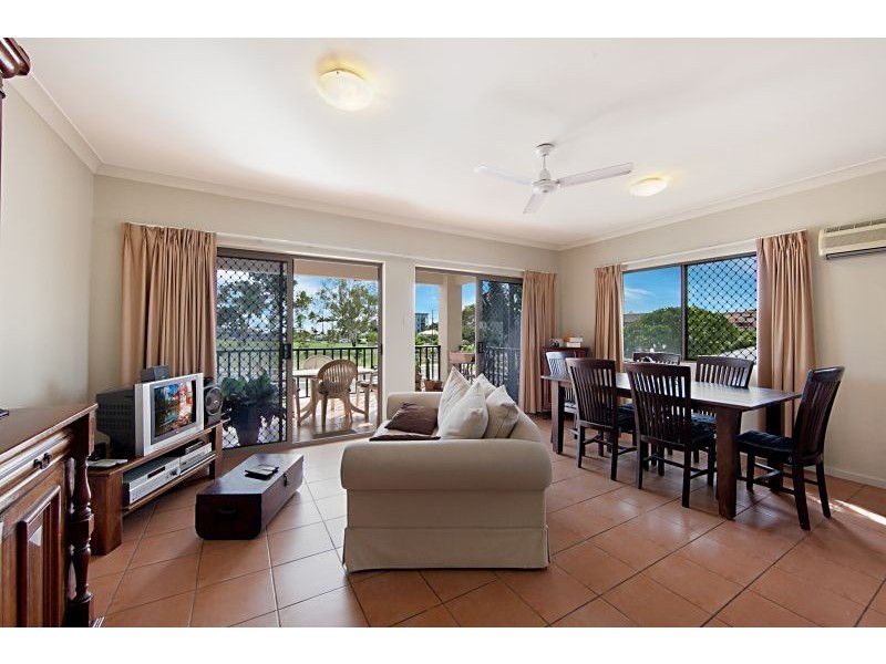 4/162 Mitchell Street, North Ward QLD 4810