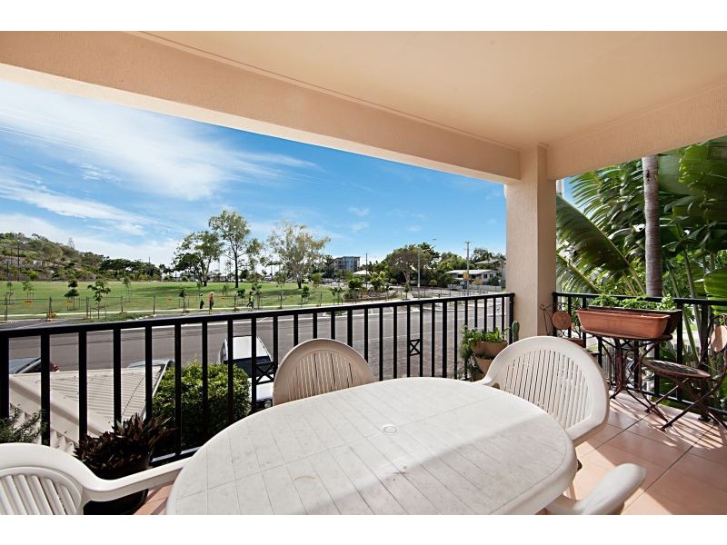 4/162 Mitchell Street, North Ward QLD 4810