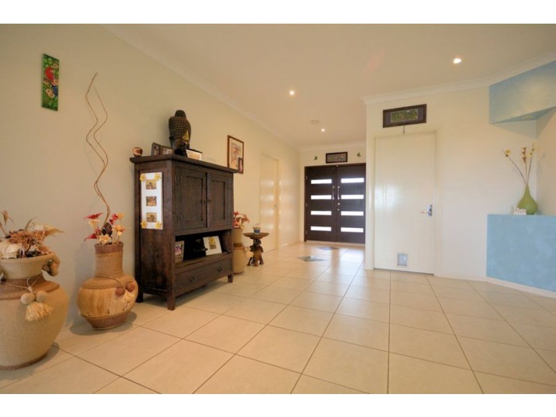 24 Britomart Street, Bushland Beach QLD 4818