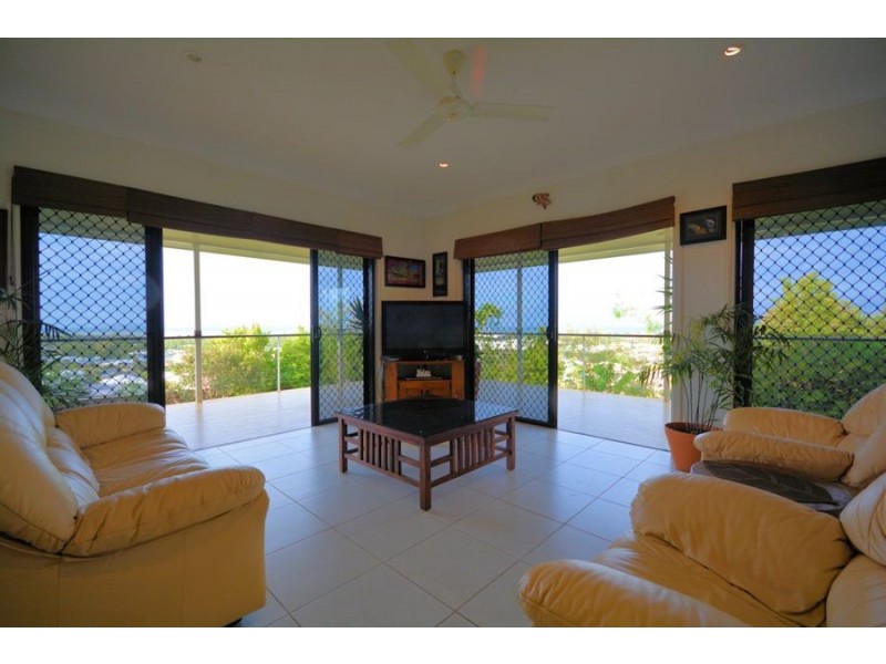 24 Britomart Street, Bushland Beach QLD 4818