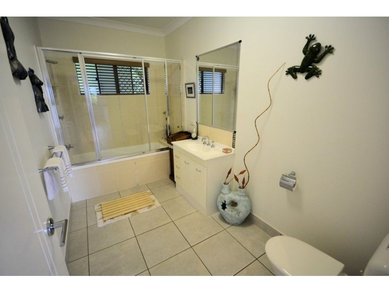 24 Britomart Street, Bushland Beach QLD 4818