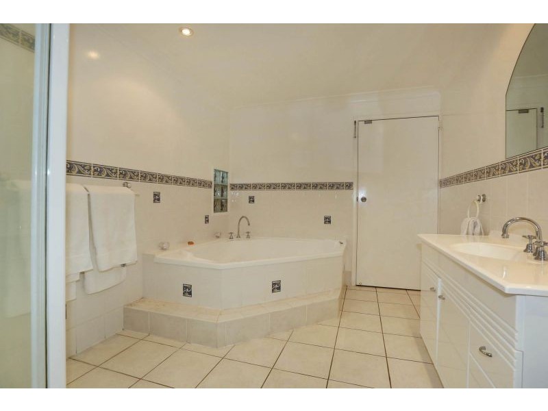 23 Poplar Street, Kirwan QLD 4817