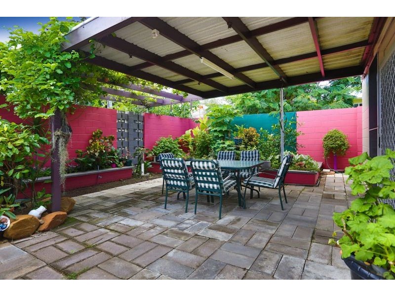 10 Illuka Street, Currajong QLD 4812