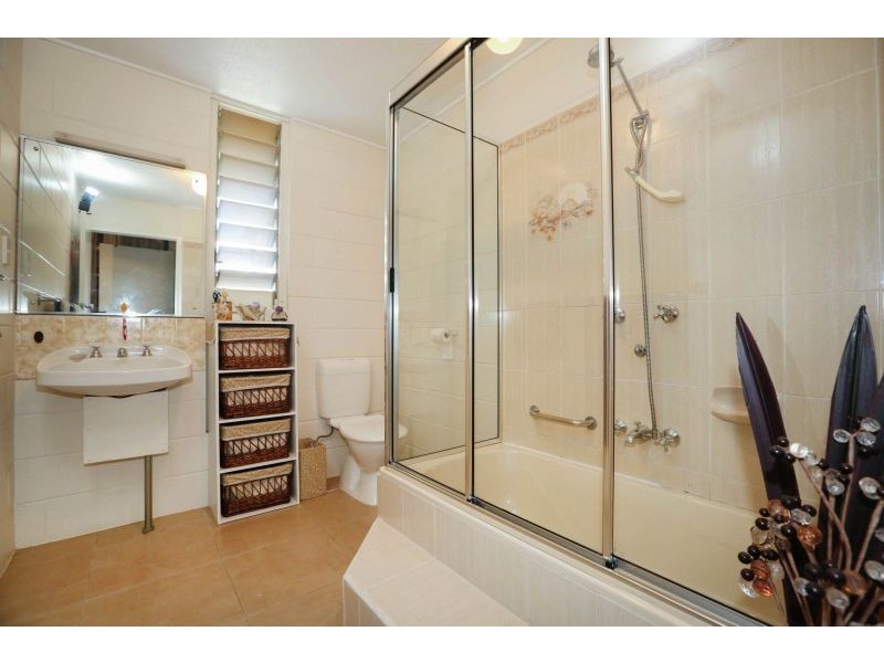 10 Illuka Street, Currajong QLD 4812