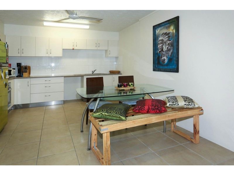 10 Illuka Street, Currajong QLD 4812