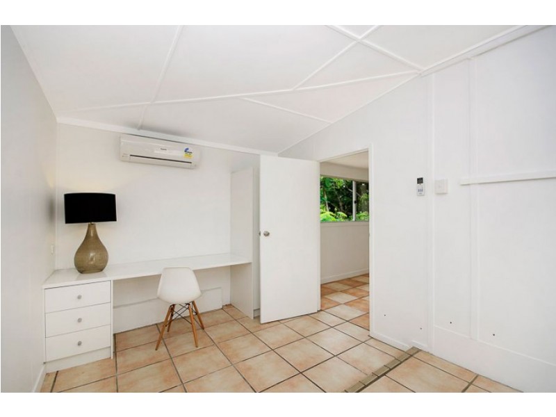 16 Stuart Street, North Ward QLD 4810